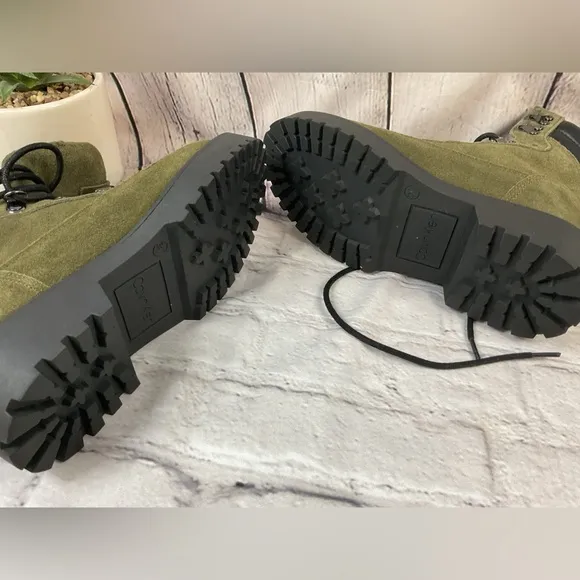 🐘🐘 Calvin Klein Lace Up Boots