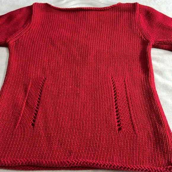 🌞 DKNY red boat neck pullover sweater 3/4 sleeves open knit lines front S