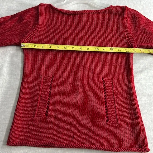 🌞 DKNY red boat neck pullover sweater 3/4 sleeves open knit lines front S