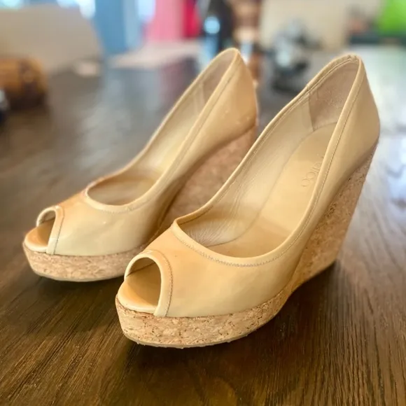 ♥️ Jimmy Choo, ‘Papina’ Patent Leather, Peep-Toe Wedges ♥️ Size 37 1/2 ♥️ NUDE