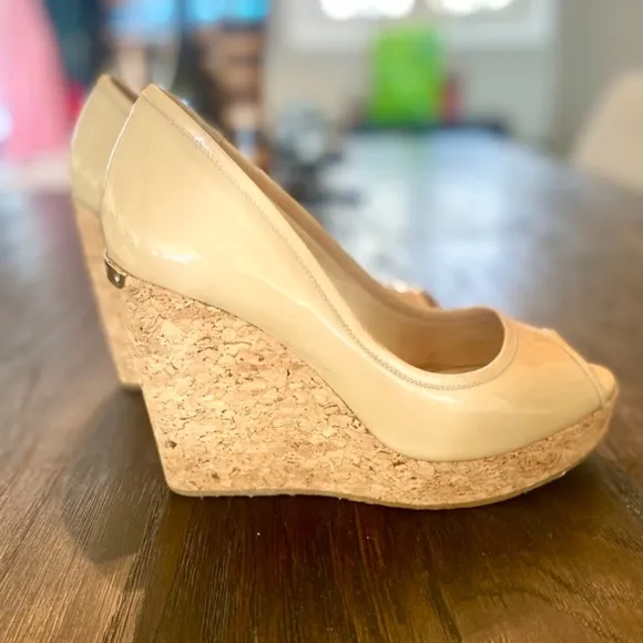 ♥️ Jimmy Choo, ‘Papina’ Patent Leather, Peep-Toe Wedges ♥️ Size 37 1/2 ♥️ NUDE