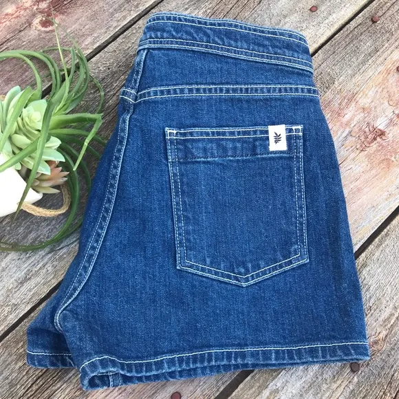 ☘️🌸 Rag &amp; Bone Derby Jean Shorts 🌸☘️