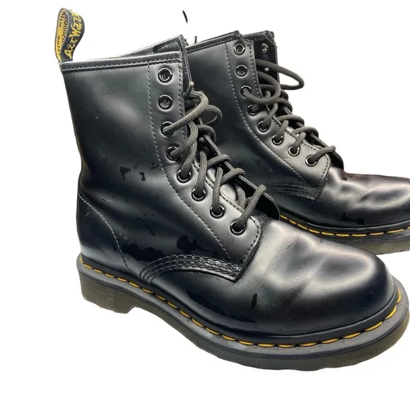 1460 WOMEN'S SMOOTH LEATHER LACE UP BOOTS Woman’s Size 6