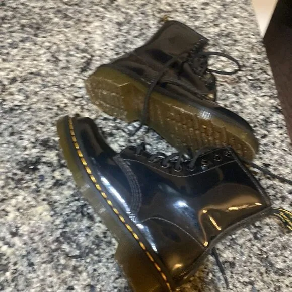 1460 Women’s Patent Leather Lace Up Dr. Martens Size  5