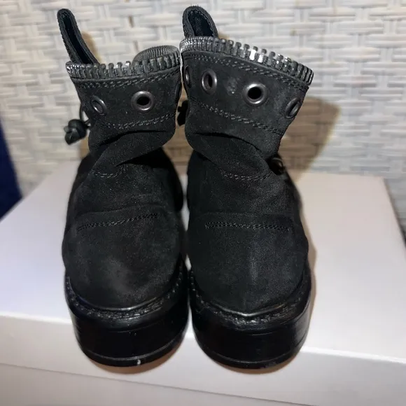 275 CENTRAL Women’s Black Suede Glitter Tongue Lace Up Combat Style Boots NEW