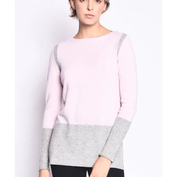 3very Cashmere 2 tone boat neck sweater with side slits. Women's size S/M