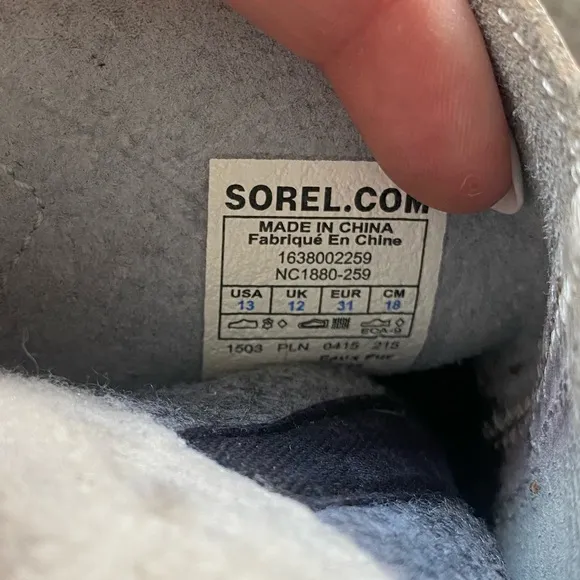 4 Pair Lot: Sorel, Toms, Nike, Art Class