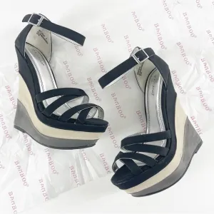 #427 NIB NWT BAMBOO Skyline Black Gray Beige Platform Wedges Buckle Closure