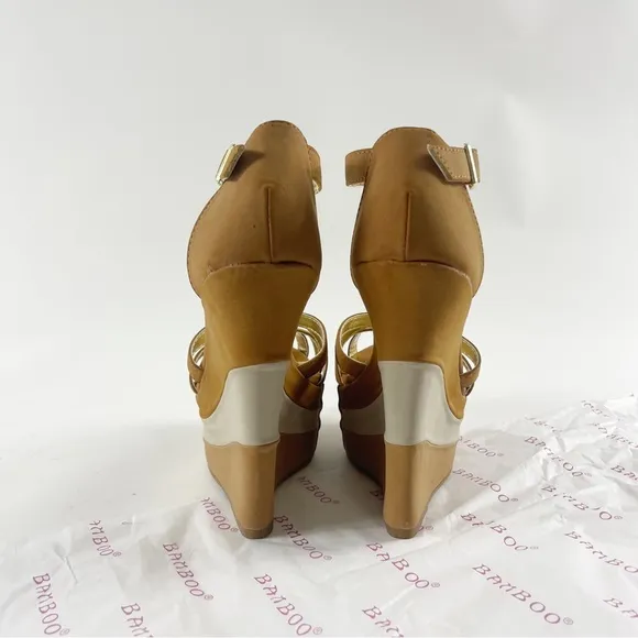 #436 NIB NWT BAMBOO Skyline Brown Tan Beige Platform Wedges Sandals