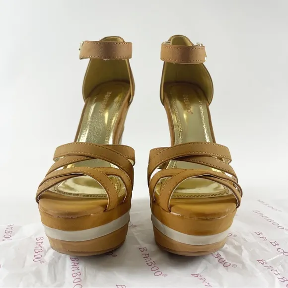 #436 NIB NWT BAMBOO Skyline Brown Tan Beige Platform Wedges Sandals