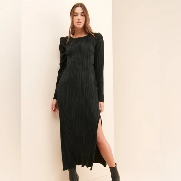 4SI3NNA Krista Pleated Long Sleeve Midi Dress Black