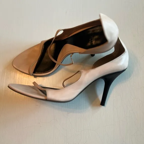 $650 Bally Womens Sadara Leather Shoes Beige and Black Size 38 Made in Italy