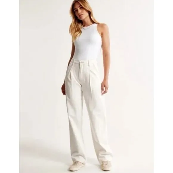 Abercrombie &amp; Fitch The Loose High Rise Jeans Curve Love Straight Leg Pleated