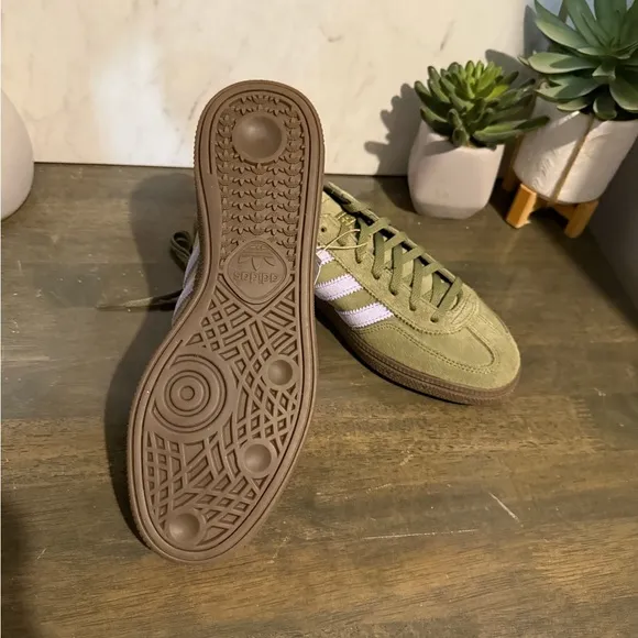 adidas Handball Spezial Focus Olive / Violet Tone / Gum