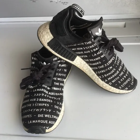Adidas NMD R1 athletic shoes the brand with the 3 stripes running sneakers men 9