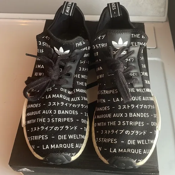 Adidas NMD R1 athletic shoes the brand with the 3 stripes running sneakers men 9