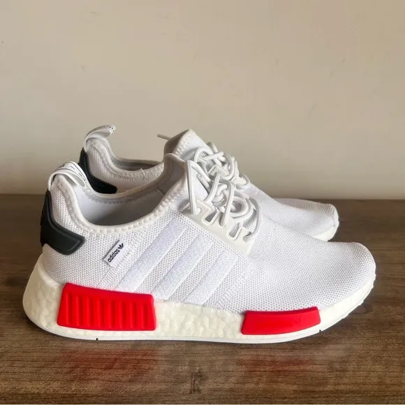 ADIDAS NMD_R1 Men's Shoe Size 8 SKU#243540