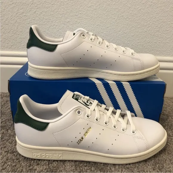 Adidas Stan Smith Classic Leather Men’s Shoes Sizes 9.5 or 12