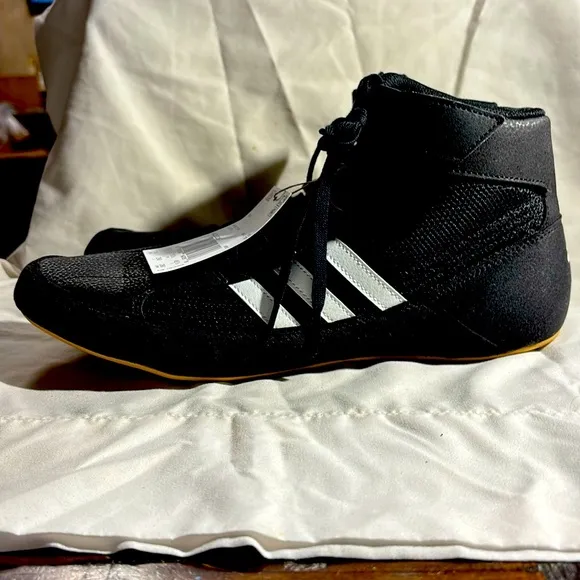 Adidas wrestling HVC 2 wrestling shoes size 11