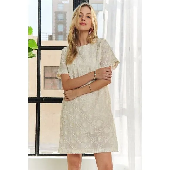 ❤️ADORA Applique detail Round Neck Short Sleeves Shift Mini Dress | Beige