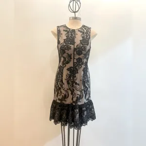 Adriana papell  floral embroidery sleeveless boat neck dress