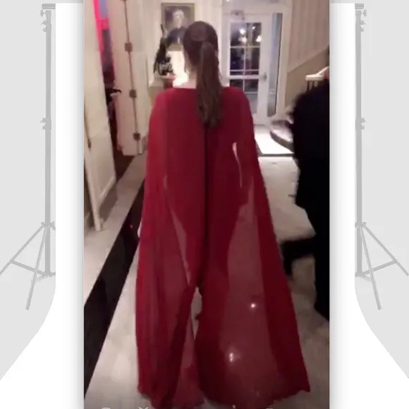 Adrianna Papell 🌹 Dark Red Gown. Make an offer! US 14.