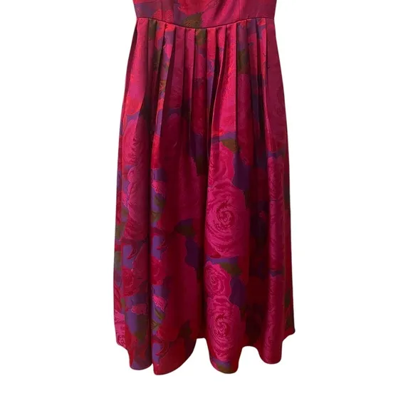 Adrianna Papell Women's Floral Boatneck Ball Gown in Magenta Maxi Sz. 8