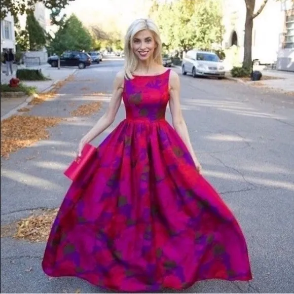 Adrianna Papell Women's Floral Boatneck Ball Gown in Magenta Maxi Sz. 8