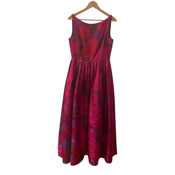 Adrianna Papell Women's Floral Boatneck Ball Gown in Magenta Maxi Sz. 8