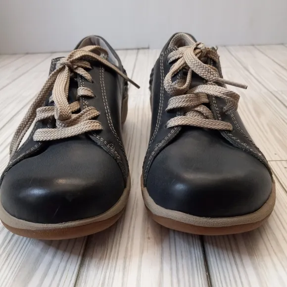 Aetrex Dana Lace Up Leather Oxford Shoes