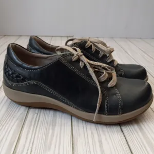 Aetrex Dana Lace Up Leather Oxford Shoes