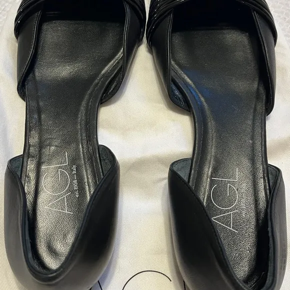 AGL  black D’Orsay Flats