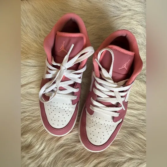 Air Jordan 1 Low Desert Berry Shoes!