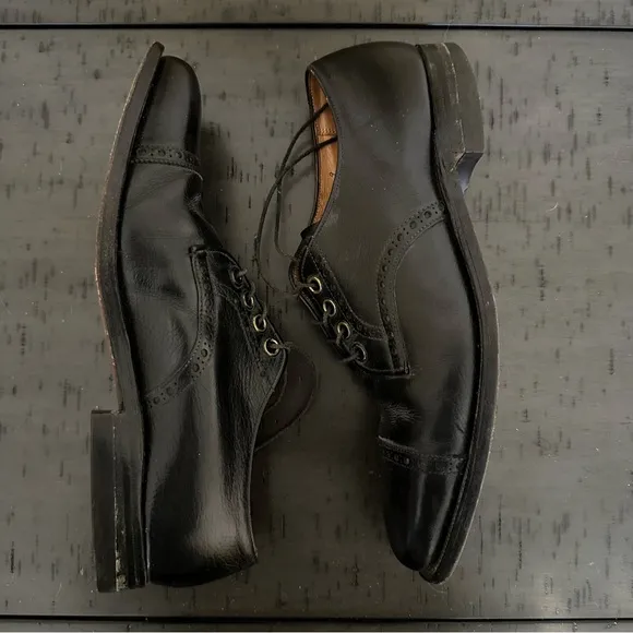 Alden Men’s 469 Black Leather CapToe Oxford Shoes