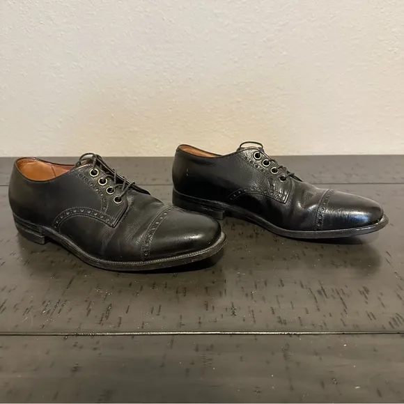 Alden Men’s 469 Black Leather CapToe Oxford Shoes
