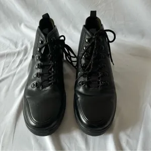 Aldo Men’s Black Lace Up Boots in Size 9