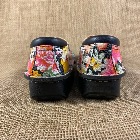 Alegria Clogs Slip On Floral Multicolored Leather slip resistant pink sz 7.5 -8