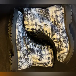 Alice's Adventures In Wonderland Combat Boots Women’s size  9