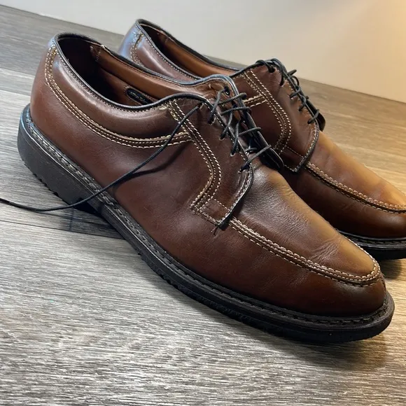 Allen Edmonds brown Oxford shoes size 11 (f116)
