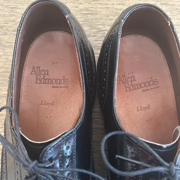 Allen Edmonds Lloyd Men's Black Wingtip Oxford Dress Shoes. Size 9.5 Made in USA