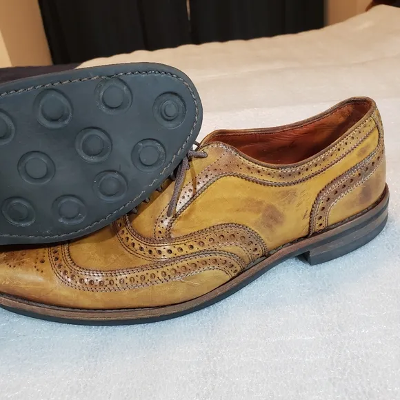 Allen Edmonds Men's 11.5 B University Wingtip Oxford Brogue Shoes Danite Flaws