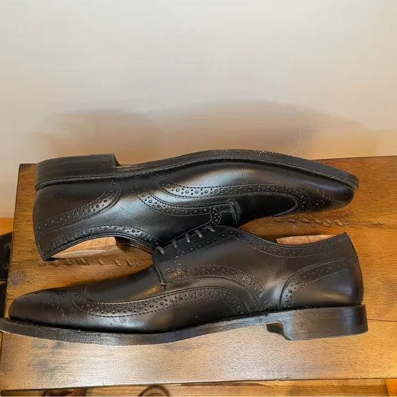 Allen Edmonds | Stuttgart Wingtip Oxford Shoes - Black ; Mens 11 D