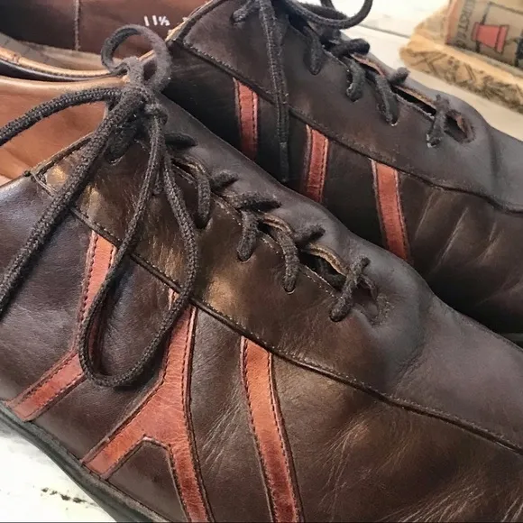 Allen Edmonds Traveler Sneaker Style Oxford