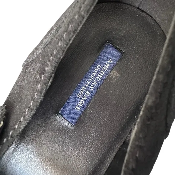 American Eagle Black Suede Mary Jane’s Size 8 NWT
