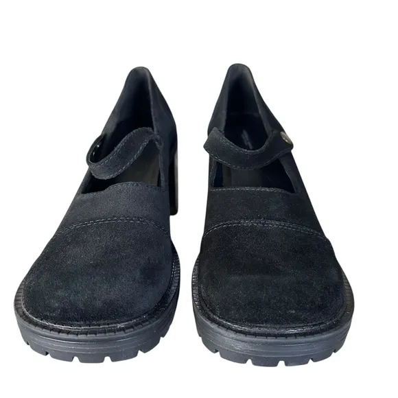 American Eagle Black Suede Mary Jane’s Size 8 NWT