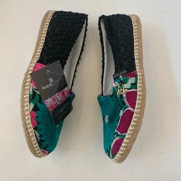 Angel Lozano Embroidered Slip-On Shoes Sz 8 NWT
