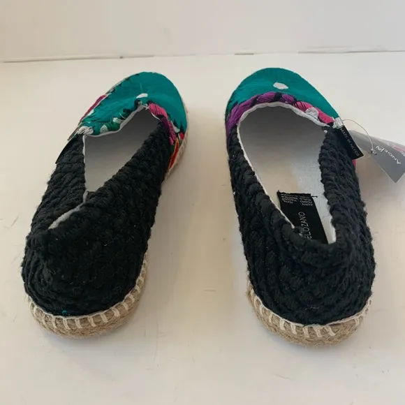 Angel Lozano Embroidered Slip-On Shoes Sz 8 NWT