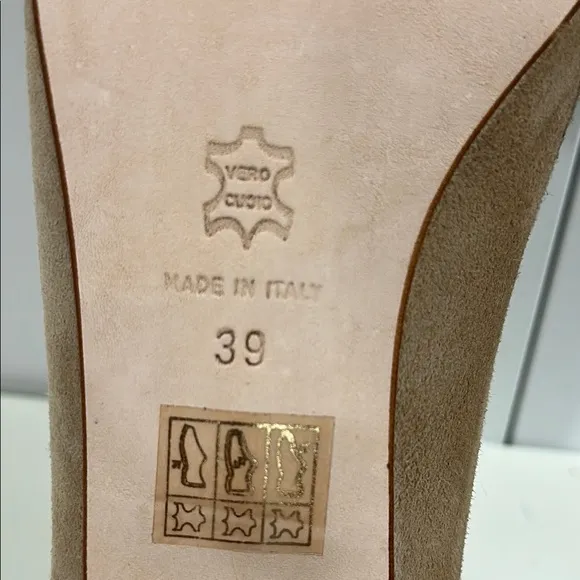ANN MASHBURN Tan Flats with Square Buckle
