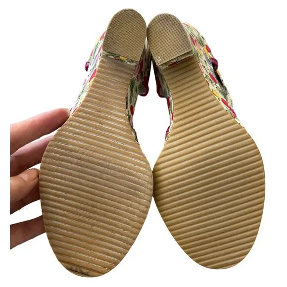 Anthropologie x Poetic Licence 6 Shirley Temple Sandals 3D Cherry Pin Up Wedges