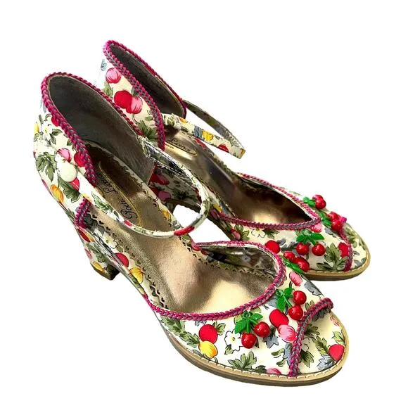 Anthropologie x Poetic Licence 6 Shirley Temple Sandals 3D Cherry Pin Up Wedges